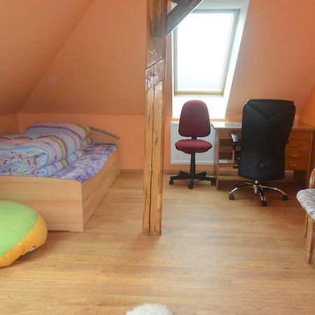 Rodinne Ubytovani - Family Accommodation Kobylice Экстерьер фото