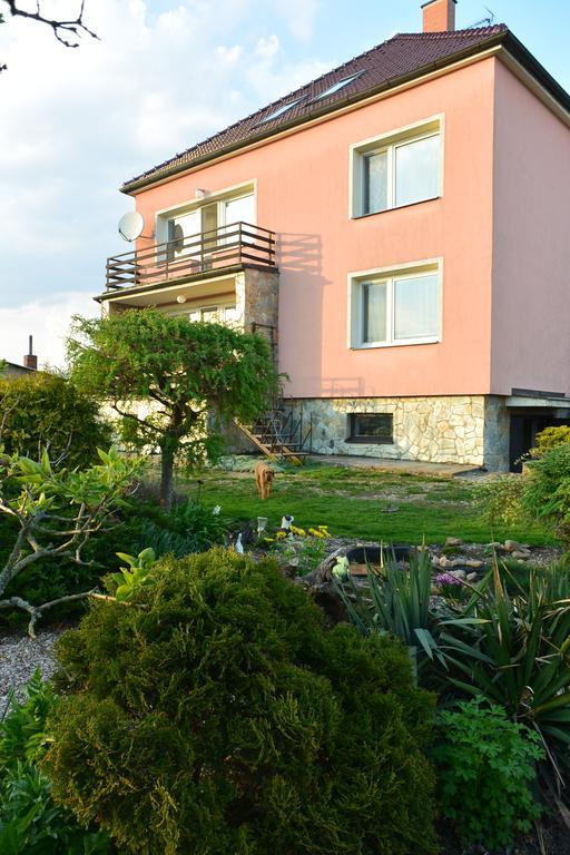 Rodinne Ubytovani - Family Accommodation Kobylice Экстерьер фото